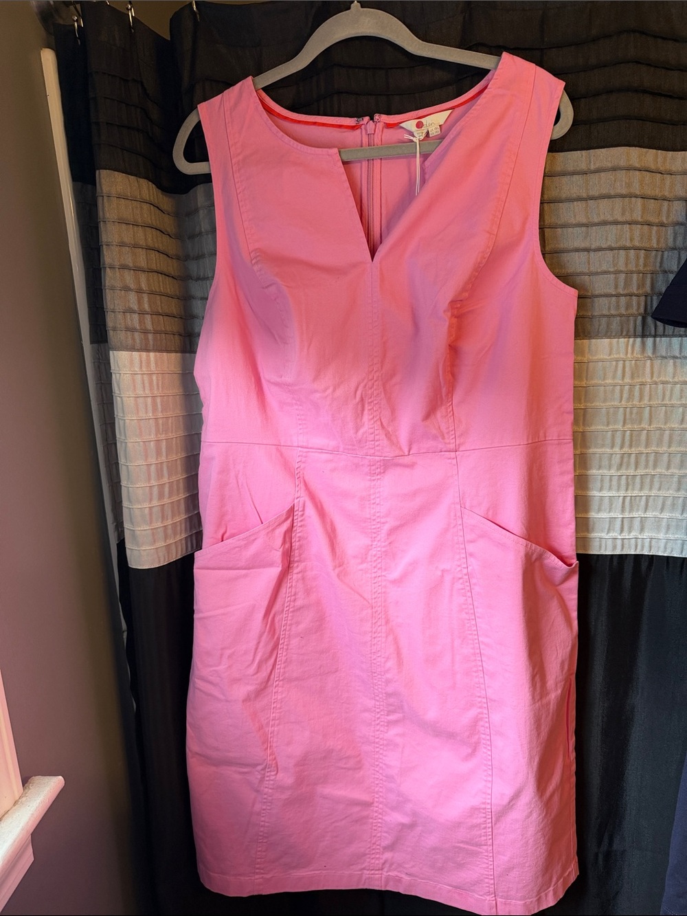 Boden Bright Pink Sleeveless V-Notch Pocket Shift Dress